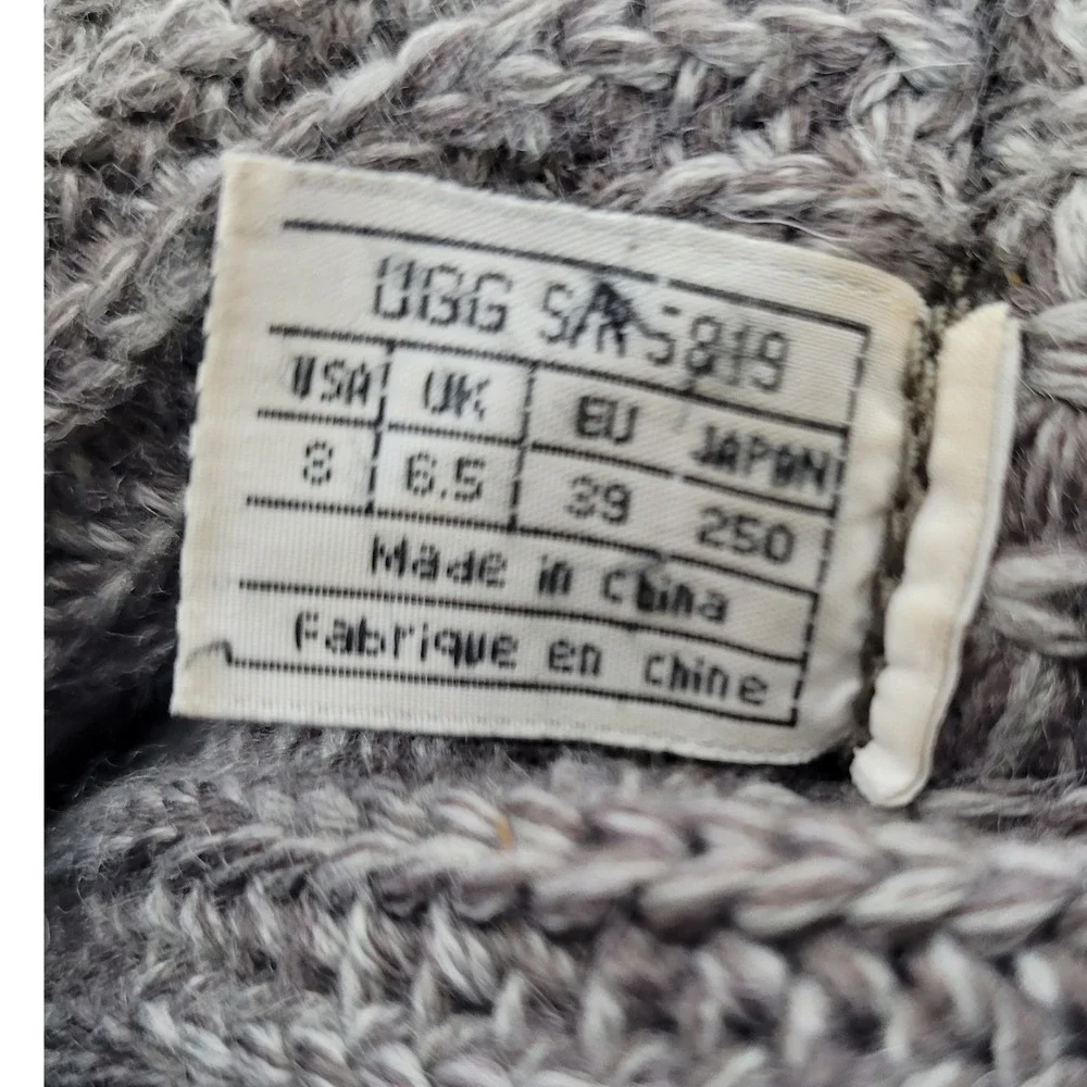 UGG Australia Classic Cardy Grey Knit Button Boots 5819 Womens Size 8